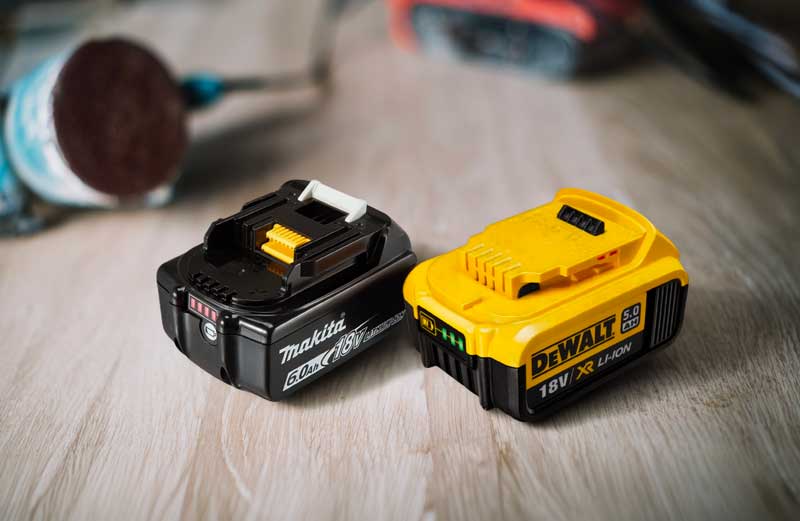 Makita mot DeWalt: vilket batterisystem ska du välja?